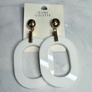 🚨3 for $15🚨 Jeune Colette - White Hoop Earrings with Gold Tone Hardware